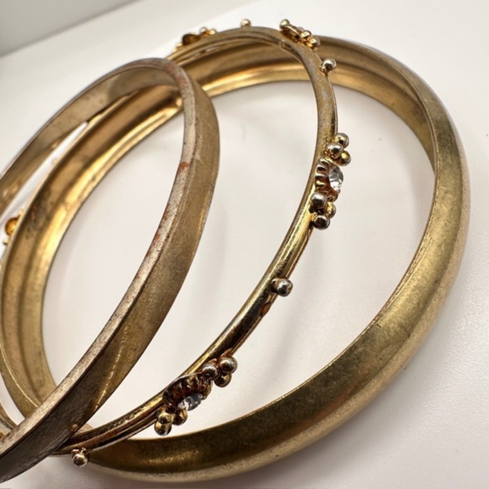 Vintage Bangle Bracelets Set Gold Tone Stackable Textured Rhinestone Boho Retro - Picture 4 of 10